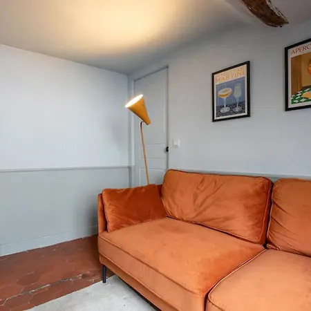 Charming And Comfortable In The Heart Of *